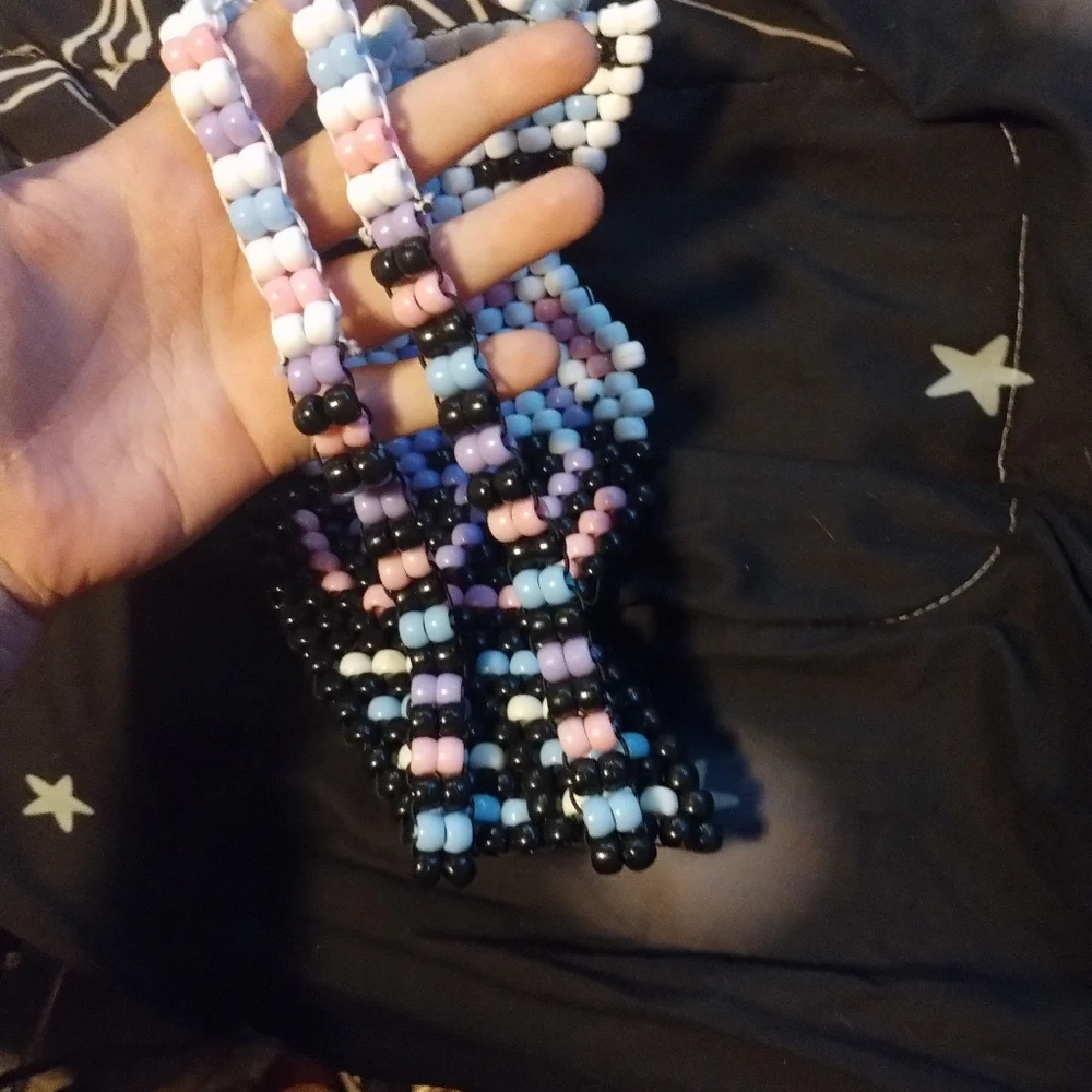 Kandi Mask - Picture 3 of 3